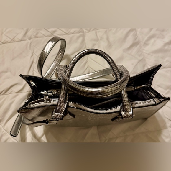 Charming Charlie Silver Designer Women's Handbag - Picture 5 of 7